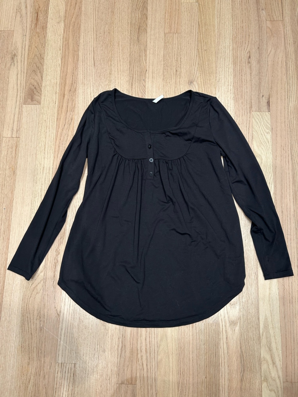 Halara Black Round Neck Long Sleeve Curved Hem Casual Top Size Medium (8/10)